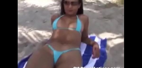  Vanessa in video  Pulling strings - 8th Street Latinas